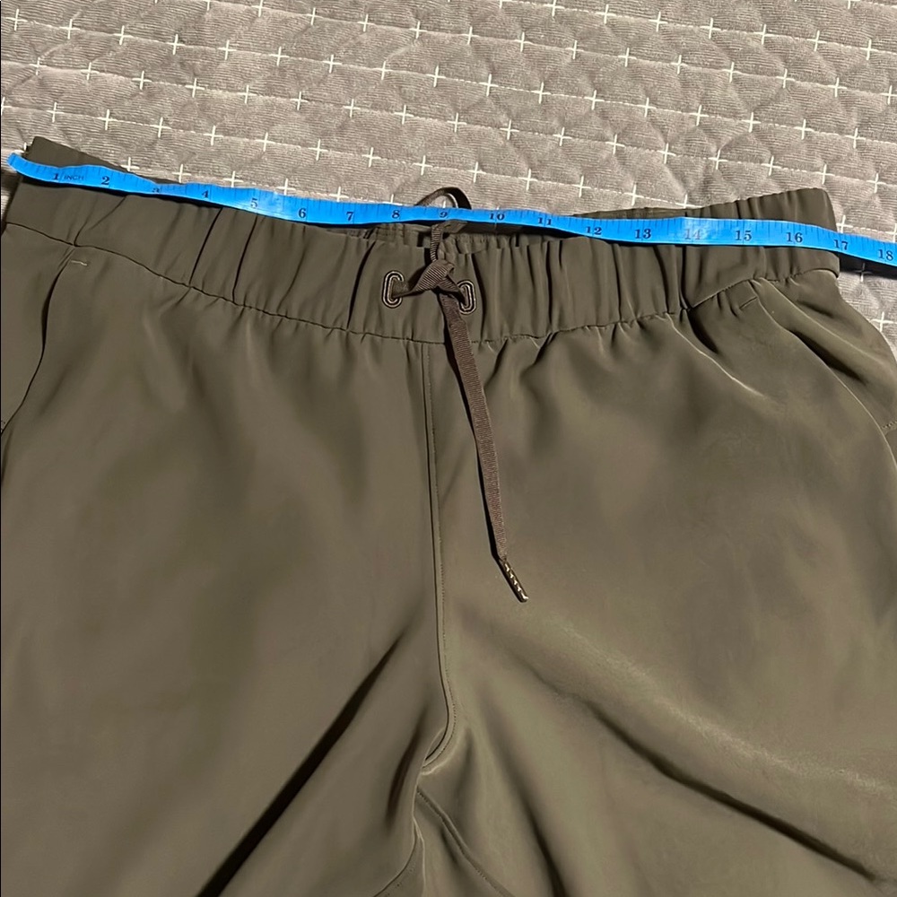 Lululemon ABC joggers - Picture 7 of 7